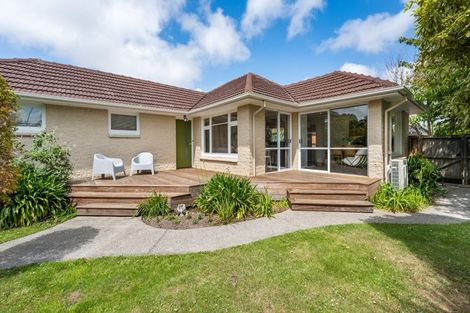 Photo of property in 24 Camelot Street, Ilam, Christchurch, 8041