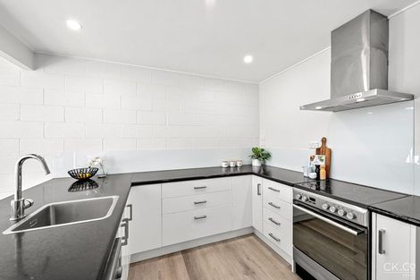 Photo of property in 2/1001 High Street, Avalon, Lower Hutt, 5011