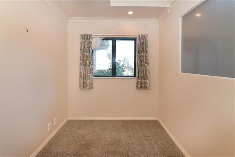Photo of property in 8 Kath Hopper Drive, Orewa, 0931