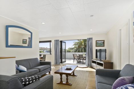 Photo of property in 1119 Papamoa Beach Road, Papamoa Beach, Papamoa, 3118