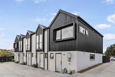 Photo of property in 9/36 Kaipatiki Road, Glenfield, Auckland, 0629