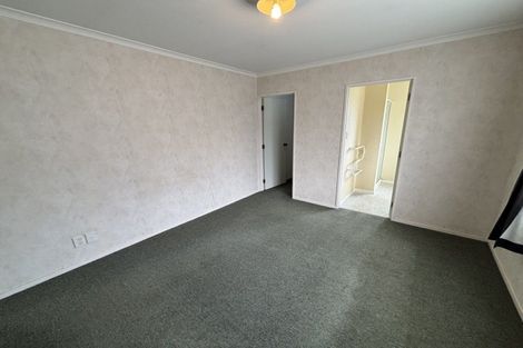 Photo of property in 8 Lancewood Lane, Roslyn, Palmerston North, 4414