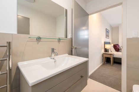 Photo of property in Wyndham Gardens Apartments, 309/30u Red Oaks Drive, Frankton, Queenstown, 9300