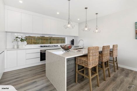 Photo of property in 137 Godfrey Drive, Orewa, 0931