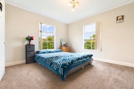 Photo of property in 14 Marguerita Place, West Harbour, Auckland, 0618