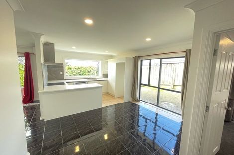 Photo of property in 2 Genesis Place, Flat Bush, Auckland, 2019
