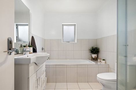 Photo of property in 11 Lili Road, Tuakau, 2121