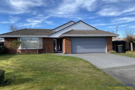 Photo of property in 8 Innisfree Place, Northwood, Christchurch, 8051