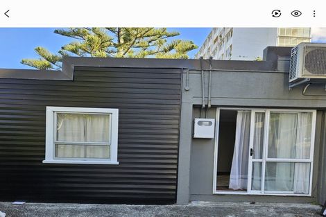 Photo of property in 1 Maurice Terrace, Te Aro, Wellington, 6011