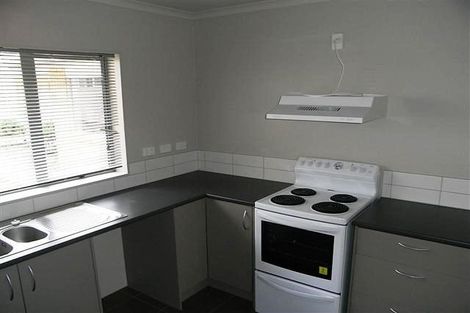 Photo of property in 28 Kellett Road, Ranui, Auckland, 0612