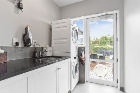 Photo of property in 1/253 Memorial Avenue, Burnside, Christchurch, 8053