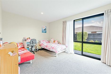 Photo of property in 3 Brockhall Lane, Avonhead, Christchurch, 8042
