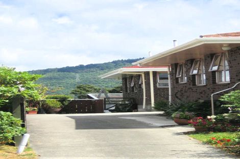 Photo of property in 15f2- Roband Crescent, Brown Owl, Upper Hutt, 5018