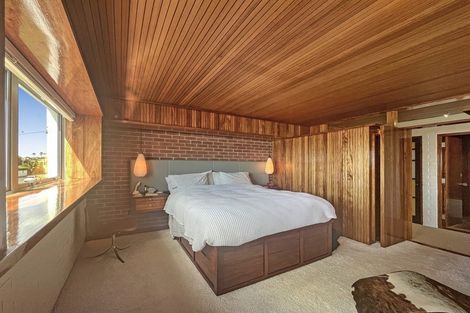 Photo of property in Seaview Apartments, 4/64 Milford Road, Milford, Auckland, 0620