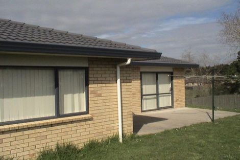 Photo of property in 1 Glenveagh Park Drive, Manurewa, Auckland, 2102