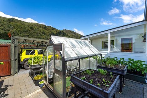 Photo of property in 25a Hampden Street, Picton, 7220