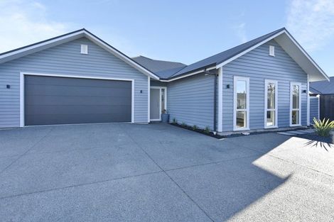 Photo of property in 8 Highfield Lane, Rangiora, 7400