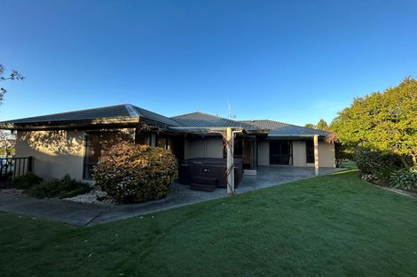 Photo of property in 37 Pukekura Place, Taradale, Napier, 4112