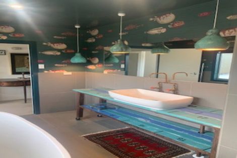 Photo of property in 327 Clifton Road, Te Awanga, 4102