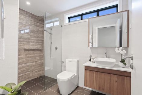 Photo of property in 5 Walter Merton Road, Hobsonville, Auckland, 0616