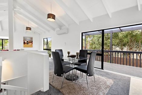 Photo of property in 47 Sheridan Drive, New Lynn, Auckland, 0600