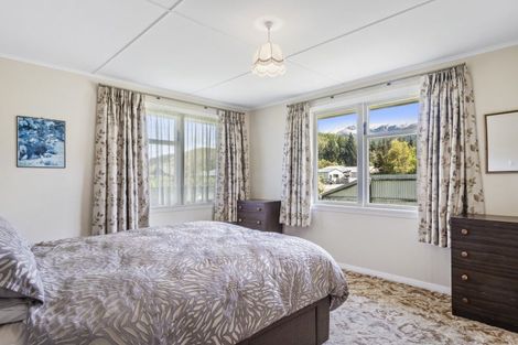 Photo of property in 2 Coleridge Street, Hanmer Springs, 7334