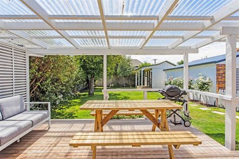 Photo of property in 265 Weston Road, Mairehau, Christchurch, 8052