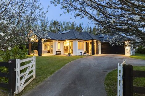 Photo of property in 1539 Waiuku Road, Waiuku, 2681