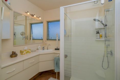 Photo of property in 2 Endeavour Close, Whitianga, 3510