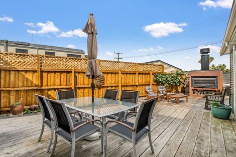 Photo of property in 47 Chamberlain Avenue, Amberley, 7481