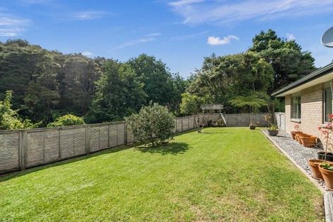 Photo of property in 15 Kokako Place, Horahora, Whangarei, 0110
