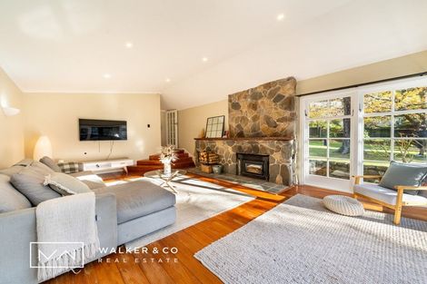 Photo of property in 23/25 Elmslie Road, Pinehaven, Upper Hutt, 5371