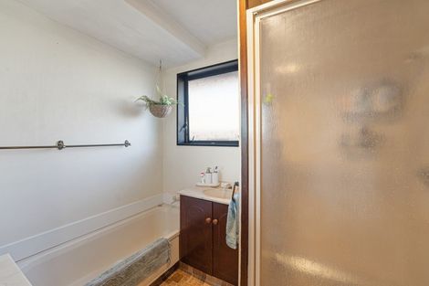 Photo of property in 5 Fernbrook Place, Mairehau, Christchurch, 8013