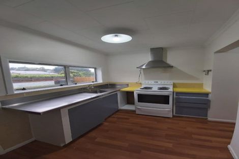 Photo of property in 124b Omata Road, Marfell, New Plymouth, 4310