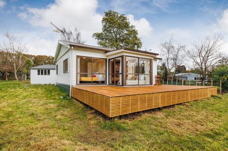 Photo of property in 765 Makerua Road, Tokomaru, Palmerston North, 4474