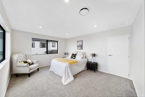 Photo of property in 1 Nola Dawn Avenue, Papakura, 2110