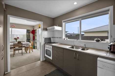 Photo of property in 26 Iredale Road, Hawera, 4610