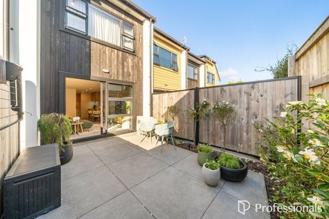 Photo of property in 11/489 Riverside Drive, Fairfield, Lower Hutt, 5011