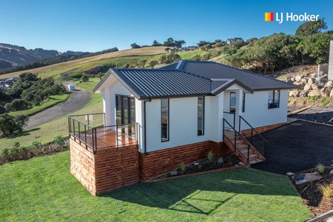 Photo of property in 14 Sunset Terrace, Ocean Grove, Dunedin, 9013