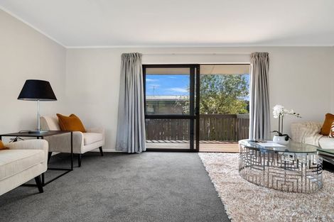 Photo of property in 2/9 Porchester Road, Papakura, 2110