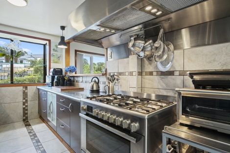 Photo of property in 34 Pembroke Road, Northland, Wellington, 6012