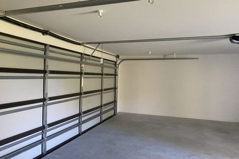 Photo of property in 21 Paritutu Road, Spotswood, New Plymouth, 4310