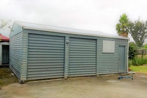 Photo of property in 27 Statesman Street, Henderson, Auckland, 0612