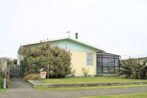 Photo of property in 12 Frickleton Street, Taradale, Napier, 4112