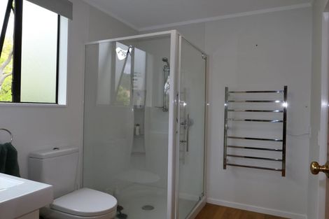 Photo of property in Willow Court, 6/15 Pehi Kupa Street, Waikanae, 5036