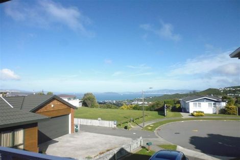 Photo of property in 6 Banksia Grove, Maungaraki, Lower Hutt, 5010