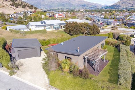 Photo of property in 16 Islington Place, Wanaka, 9305