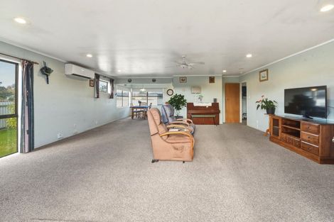 Photo of property in 17 Byron Grove, Owhata, Rotorua, 3010