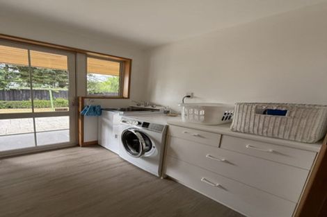 Photo of property in 5 Meadowstone Drive, Wanaka, 9305