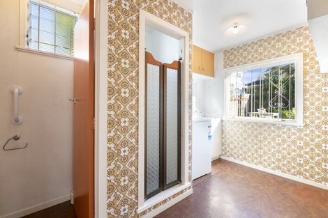 Photo of property in 50 Woodside Avenue, Northcote, Auckland, 0627